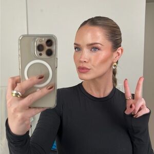 Meet your Posher, Ciara